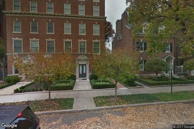 Госсекретарь США Тиллерсон купил особняк возле дома Обамы