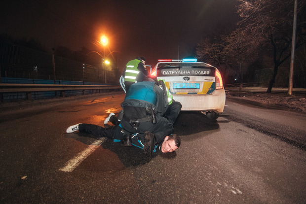 П'яний водій влаштував ДТП у Києві і пригрозив поліції зґвалтуванням