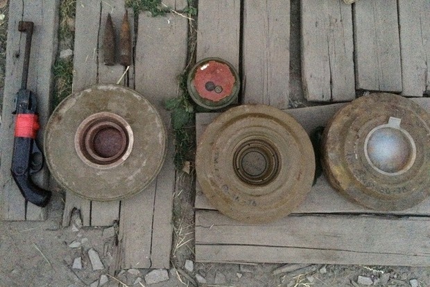 На Волыни в гараже нашли арсенал боеприпасов