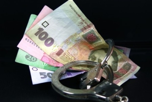 На Днепропетровщине полицейский требовал взятку от участника ДТП