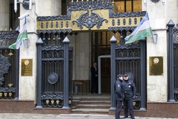 Посольство Узбекистану в Україні закликає співгромадян зберігати спокій