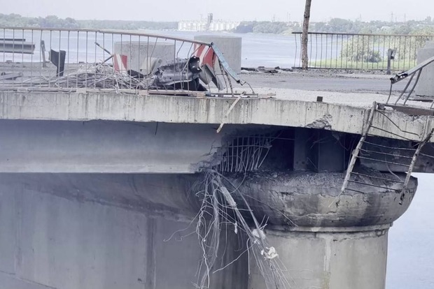 Експерти проаналізували відео обстрілу Антонівського мосту - ППО орків безсило