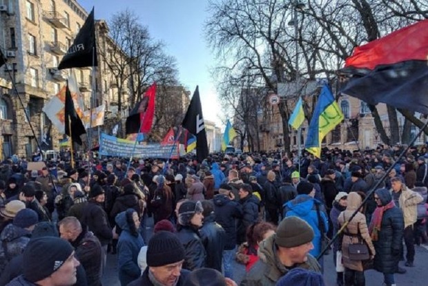 Админпротоколы составили на шестерых участников столкновений в Киеве