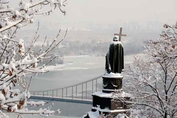 У Києві 18 грудня погіршиться погода. Снігопад, вітер і ожеледь