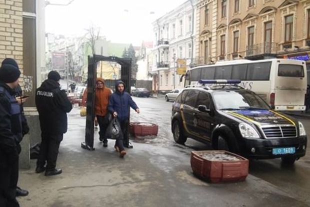 Правопорядок в Киеве обеспечивают 6,5 тысячи полицейских