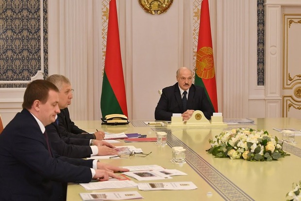 Лукашенко сделал первое заявление после дня выборов.