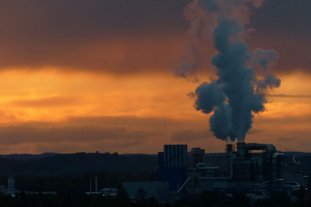 Загрязнение атмосферы приведет к вымиранию человечества - ученые