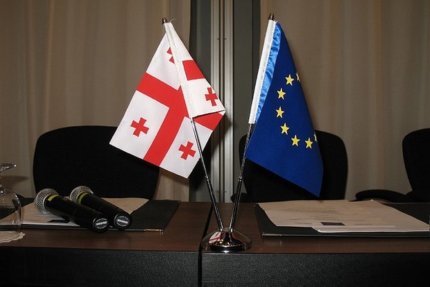 Еврокомиссия предлагает отменить визы для Грузии