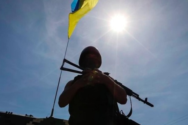Под Киевом военный по неосторожности застрелил сослуживца‍