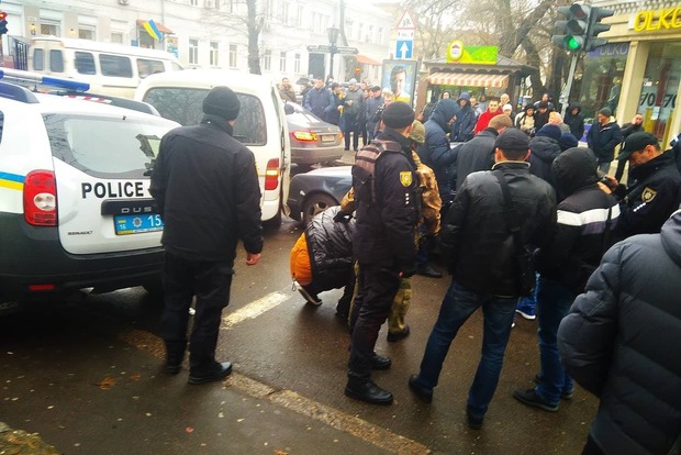 Стрельба в Одессе: полицейские расстреляли преступника
