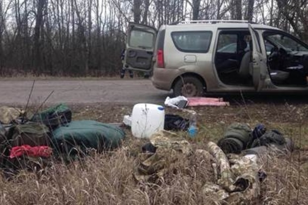 ﻿На блокпосту на Днепропетровщине в авто обнаружили гранатометы