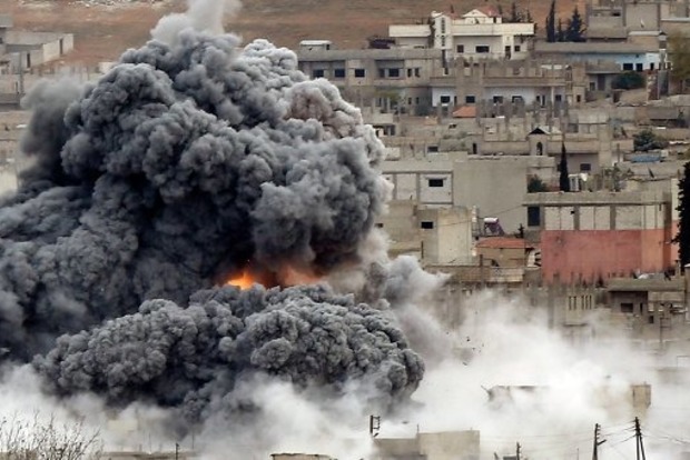 По позиціях ІДІЛ у Сирії вдарили авіацією, загинули 30 мирних жителів
