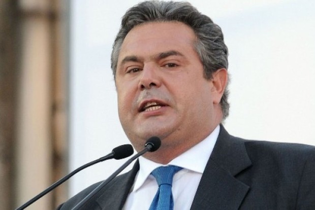 Глава Минобороны Греции подал в отставку