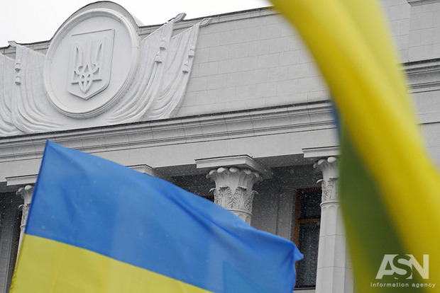 Комитет рекомендовал Раде принять закон о реинтеграции Донбасса. Но Савченко – против