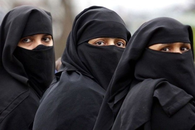 В Австрии запретили носить мусульманскую одежду
