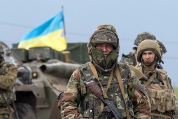Штаб АТО: Терористи здійснили 25 обстрілів позицій сил українських військовослужбовців