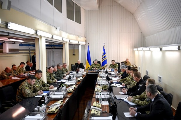 Порошенко объявил о начале операции Объединенных сил на Донбассе 