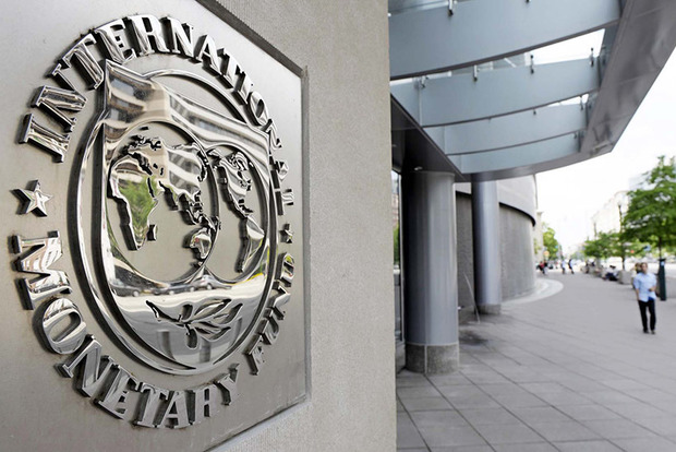 Эксперт о новых требованиях МВФ по зарплатам: Труд украинцев недооценен минимум в два раза