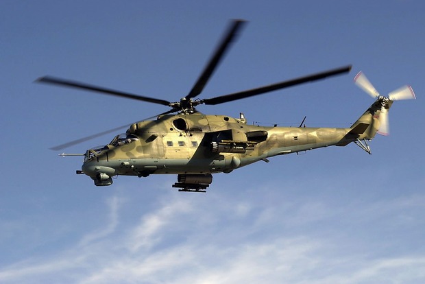 Российские вертолеты снова приблизились к границе со стороны Крыма