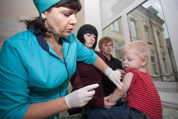 В Україну завезли дві вакцини від грипу