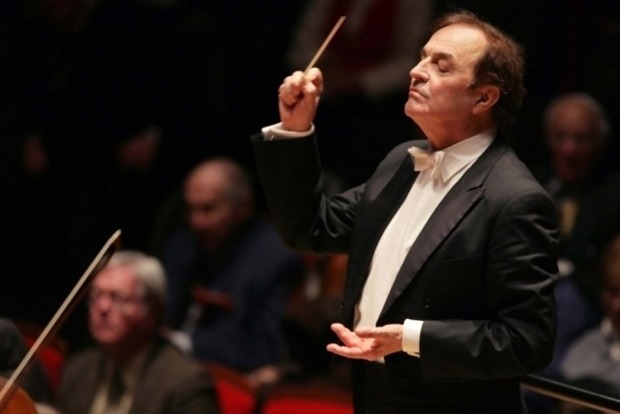 Знаменитого диригента звинуватили в сексуальних домаганнях