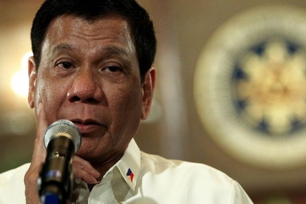 Президент Філіппін зізнався, що особисто вбивав наркоділків