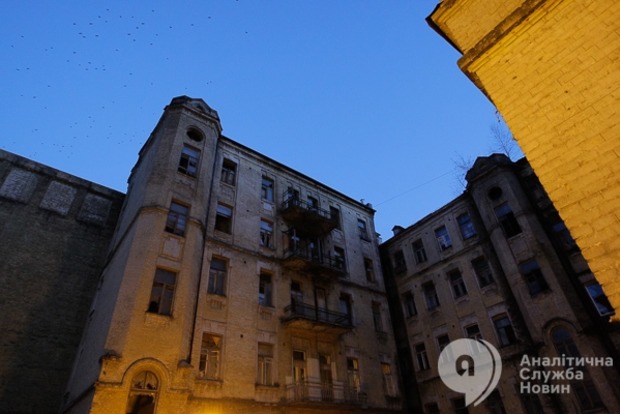 В строительной инспекции прокомментировали обрушение дома в центре Киева