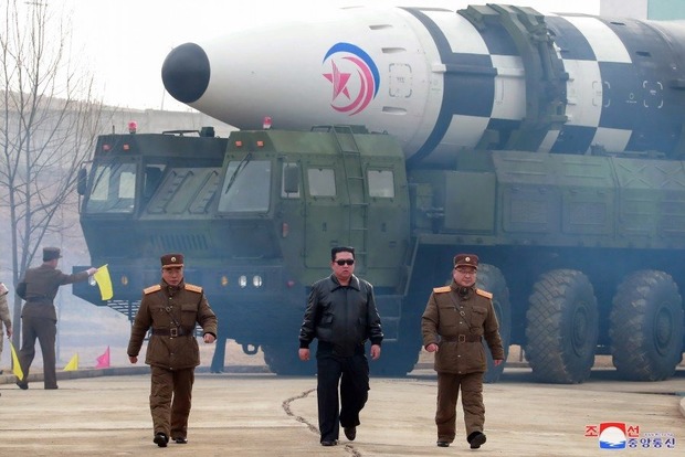 Північна Корея підтвердила випробування своєї найбільшої міжконтинентальної балістичної ракети.