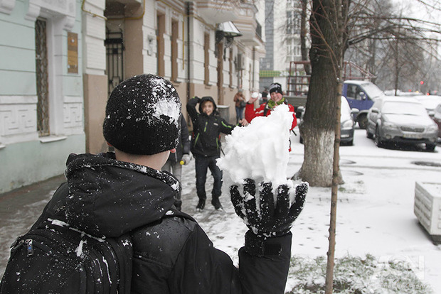 Синоптик попередила: в Україну йде циклон зі снігом і похолоданням