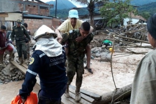 Число жертв схода селя в Колумбии превысило 300 человек‍