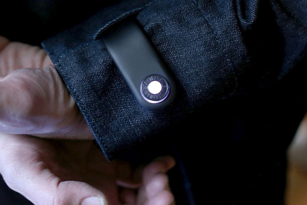 Куртка від Google стежить, чи не втратили ви свій телефон