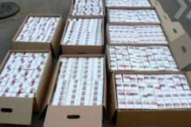 В Днепропетровской области налоговики обнаружили алкоголь и сигареты без акцизных марок