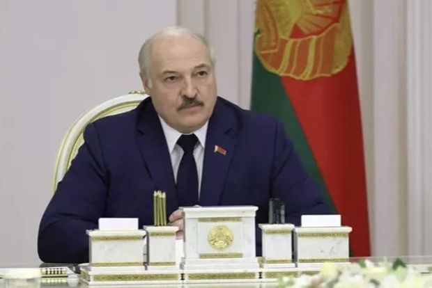 Лукашенко пригрозив Європі перекрити трубу з газом