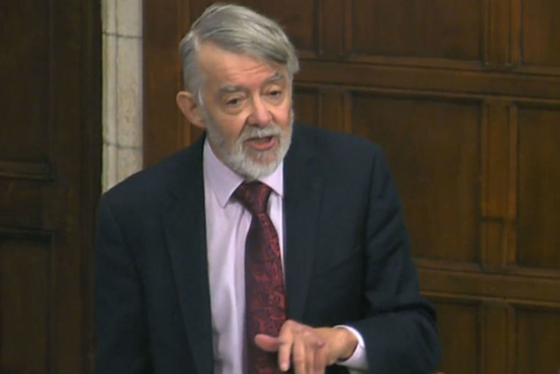 Британский депутат призвал людей употреблять наркотики в парламенте