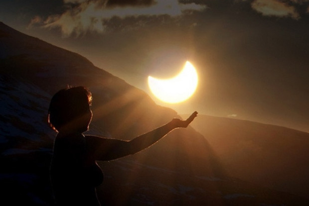 NASA проведе пряму трансляцію затемнення Сонця