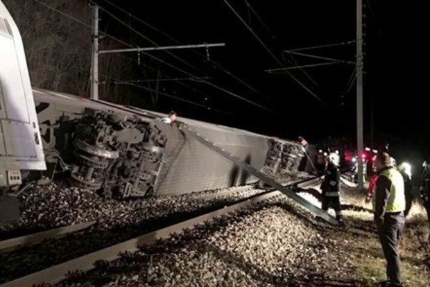 В Австрії зіткнулися два пасажирські потяги