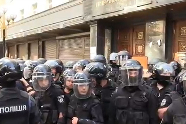 Протест против выдачи Тумгоева перерос в жестокую бойню под ГПУ