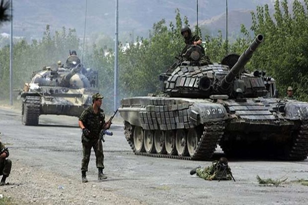 В течение дня боевики дважды применяли танки для обстрела позиций сил АТО