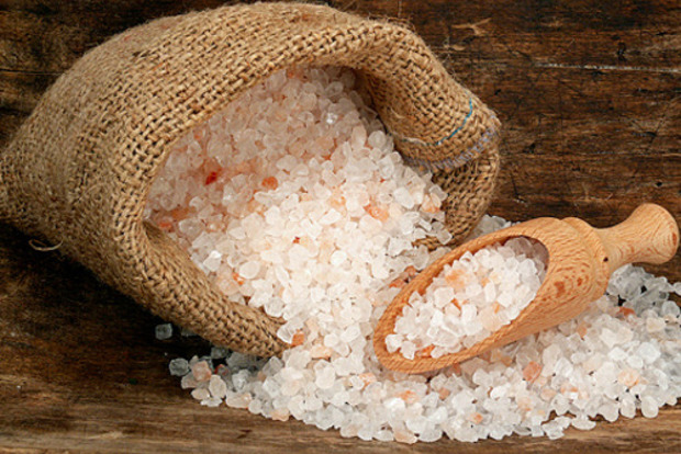 5 способів захисту сіллю від псування, пристріту та зла