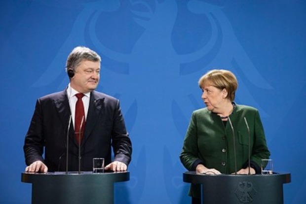 После Пасхи Порошенко поедет на переговоры к Меркель. Названа причина