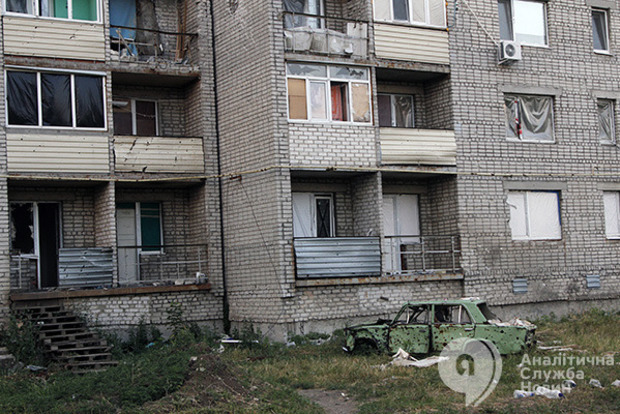 Боевики «ДНР» обстреляли оккупированный Докучаевск, пять раненых