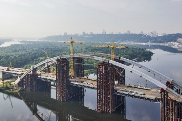Киевсовет выделил 400 млн грн на строительство Подольского моста‍