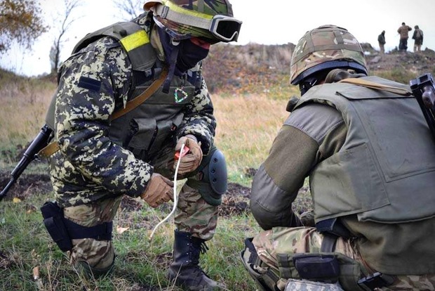С начала АТО на востоке Украины было уничтожено более 122 тыс. минно-взрывных устройств - МО