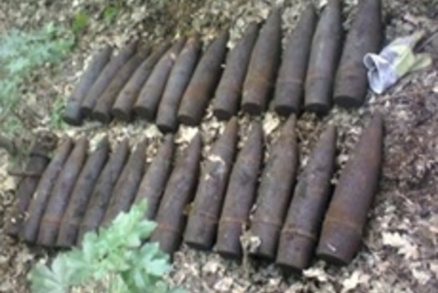 В Киеве мужчина нашел более 700 боеприпасов
