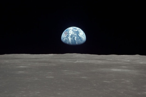 Американська приватна компанія планує відправляти експедиції на Місяць вартістю менше $10 мільйонів