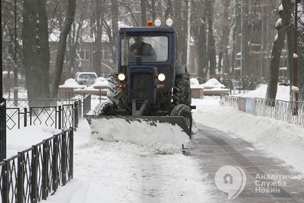 З Києва за добу вивезли більше двох тисяч тонн снігу