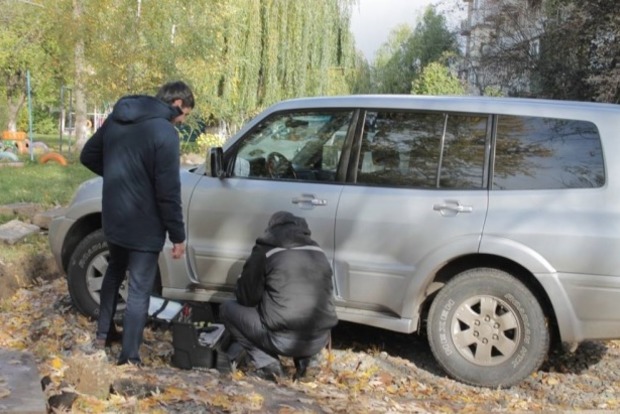 В Ужгороді замінували автомобіль прокурора