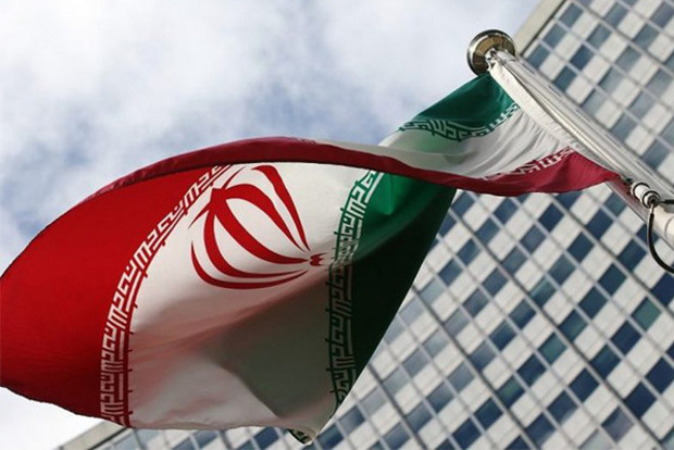 Палять американські прапори: Іран погрожує збільшити збагачення урану через вихід США з ядерної угоди