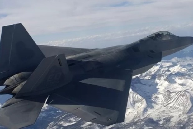 Военные США сбили еще один неопознанный летающий объект