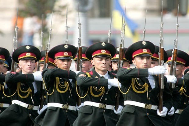 Президент присвоил своему полку имя Богдана Хмельницкого